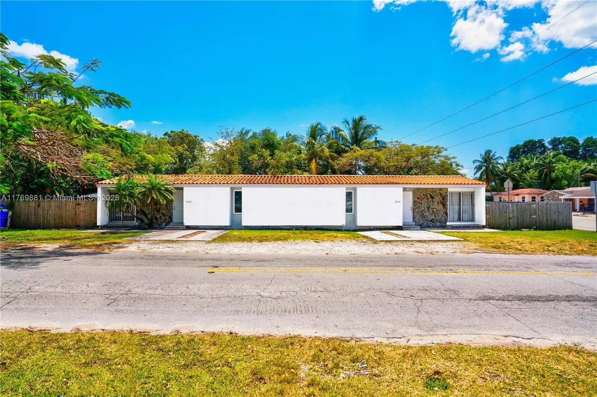 Miami, FL 33133,3690 SW 28th St