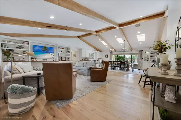 Palmetto Bay, FL 33157,8220 SW 159th St