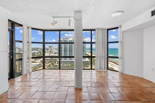 Miami Beach, FL 33141,6423 Collins Ave #1607