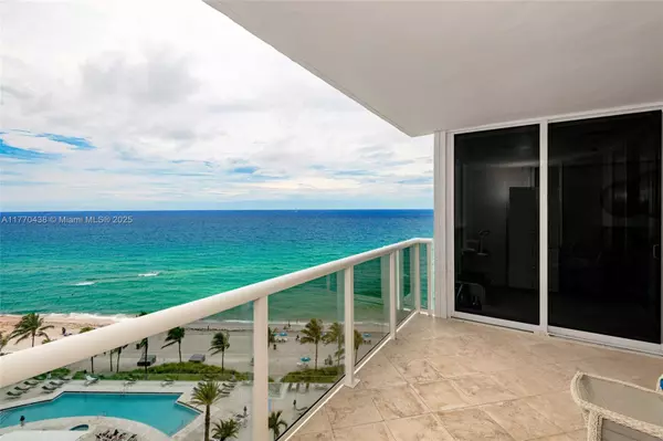 Sunny Isles Beach, FL 33160,19111 Collins Ave 2+den #1007