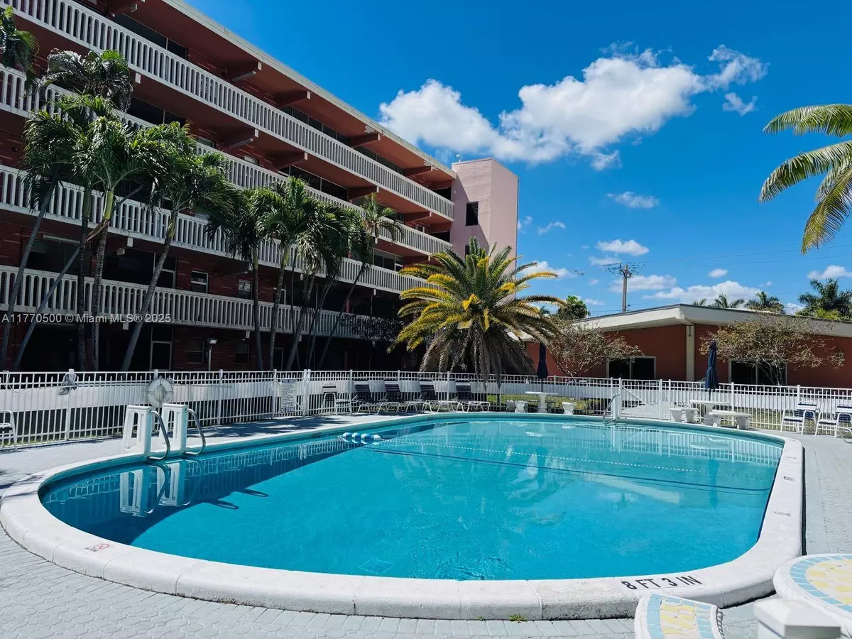 Hallandale Beach, FL 33009,200 NE 12th Ave #1C