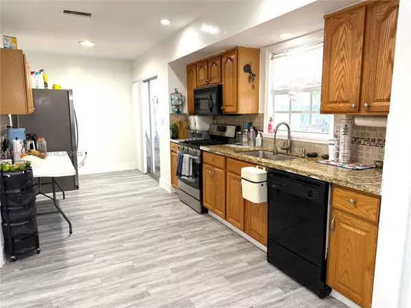 Miramar, FL 33023,7909 Shalimar St
