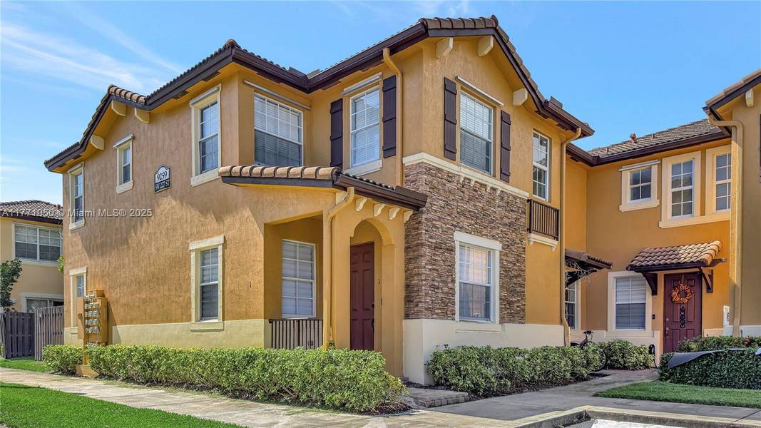 9259 SW 227th St #1-25, Cutler Bay, FL 33190