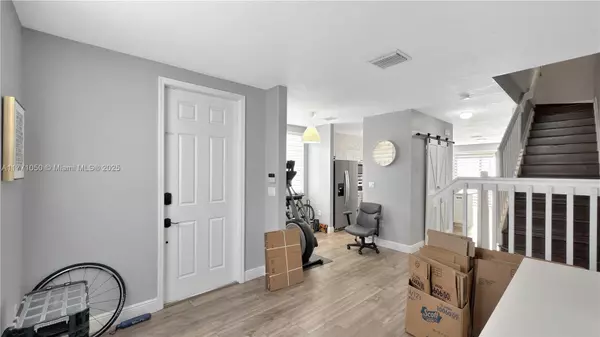 Cutler Bay, FL 33190,9259 SW 227th St #1-25