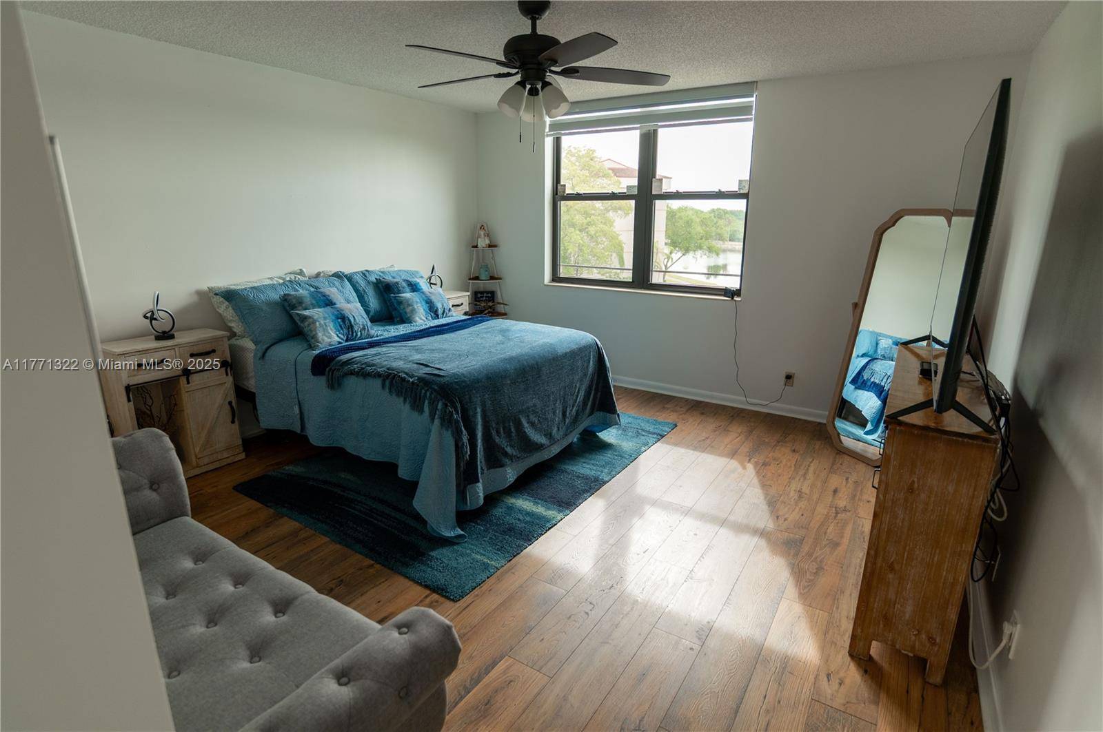 Coconut Creek, FL 33066,2907 S Carambola Cir S #403