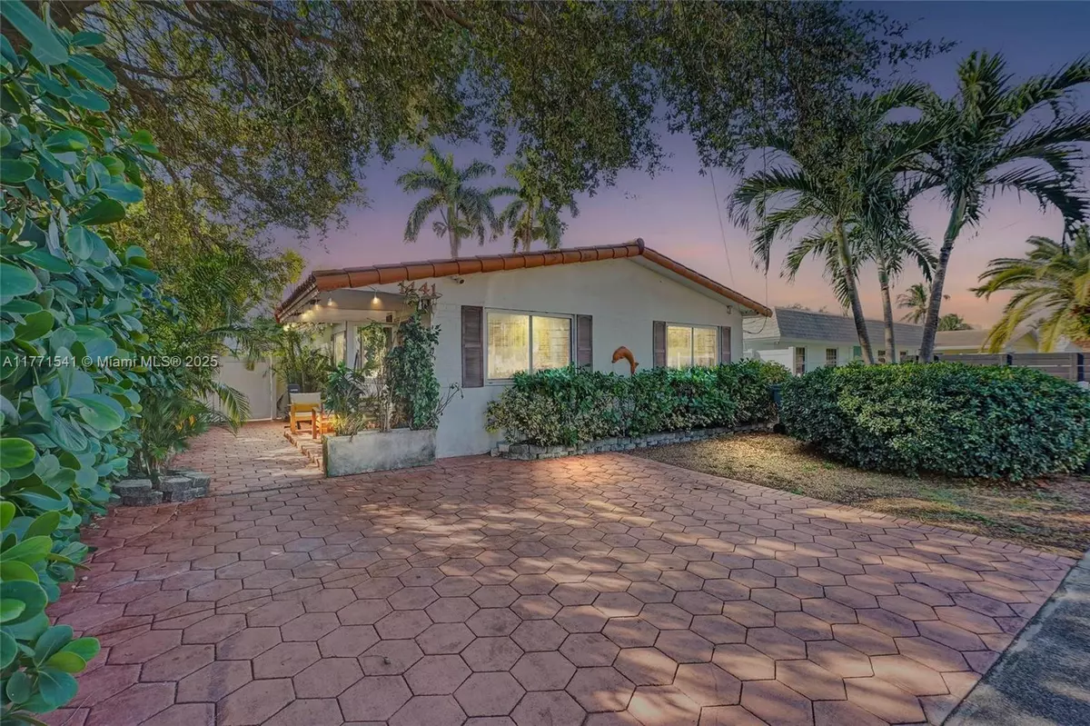 Dania Beach, FL 33004,1441 NW 10