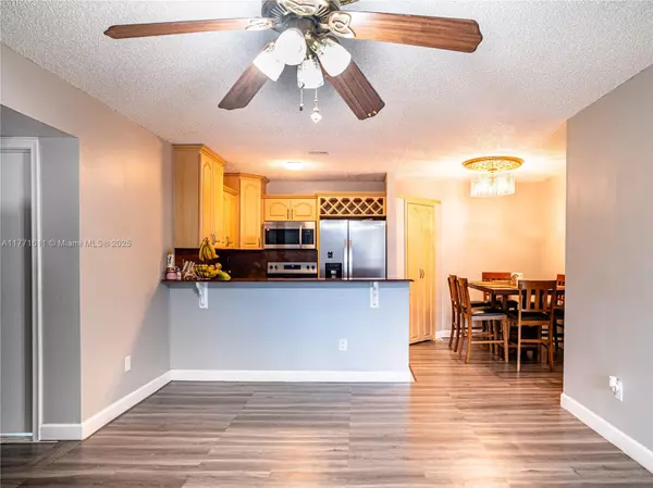 Hialeah, FL 33016,6545 W 27th Ct #24-47