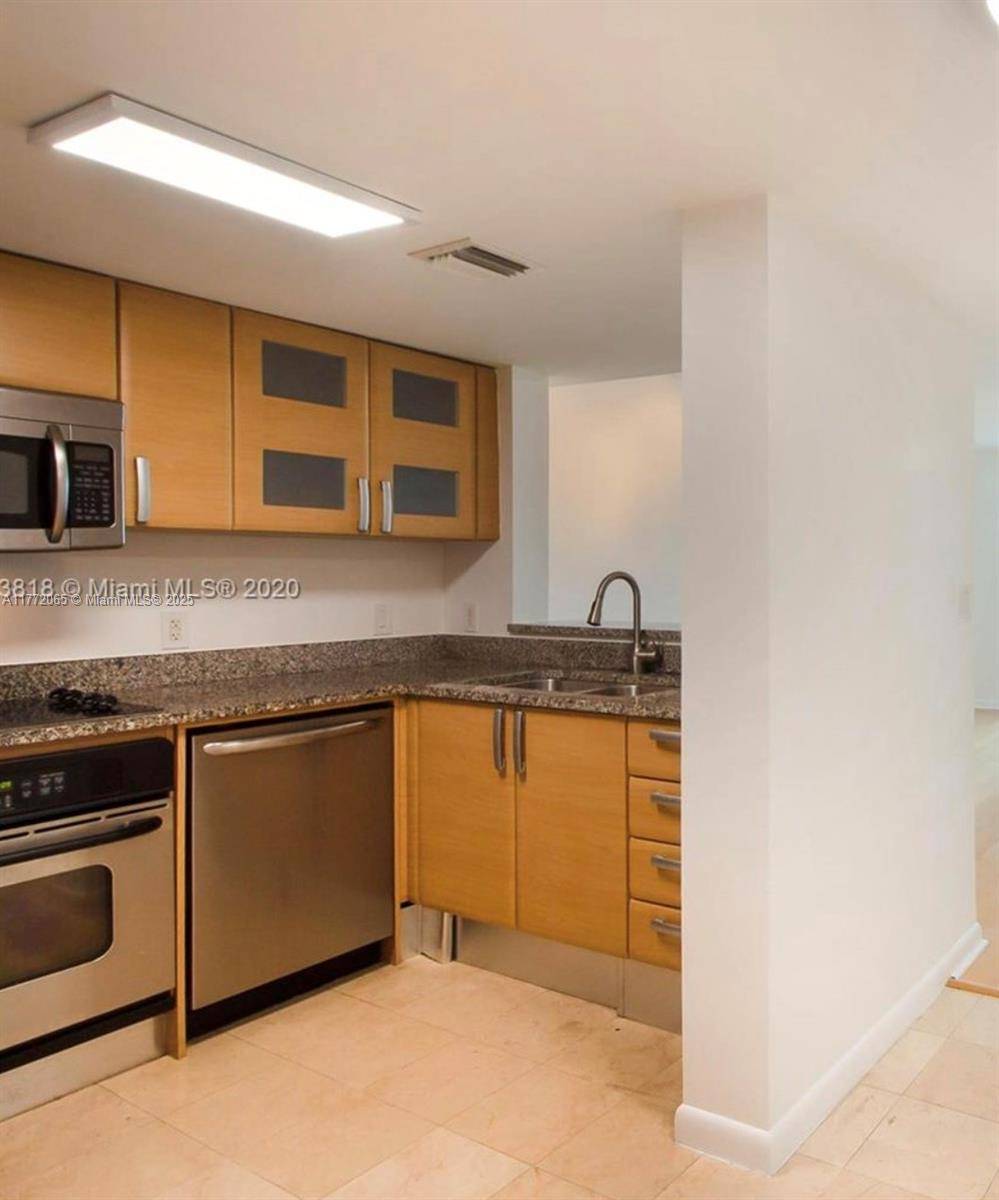 Miami, FL 33129,2101 Brickell Ave #1803