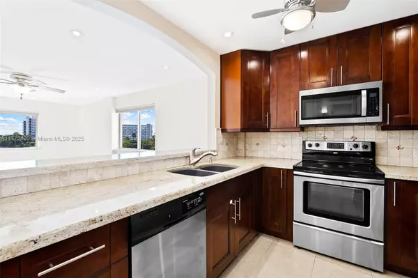 Fort Lauderdale, FL 33304,619 Orton Ave #504
