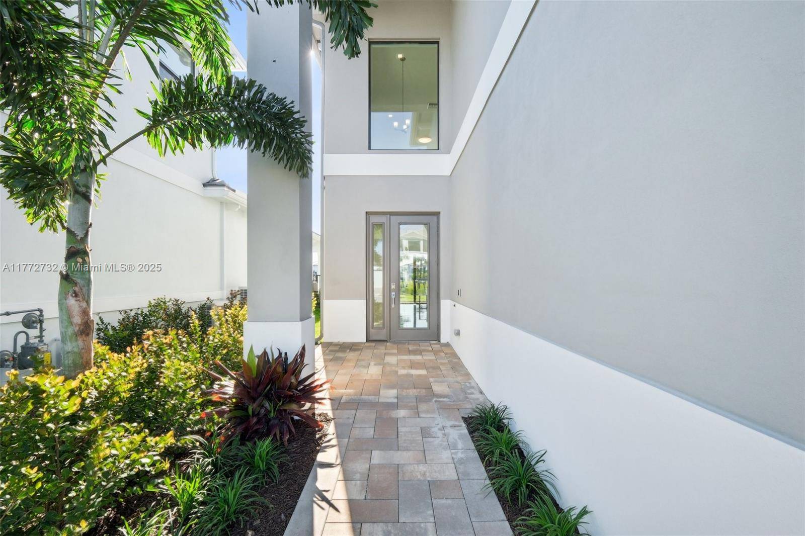 Palm Beach Gardens, FL 33412,13076 Feathering Way