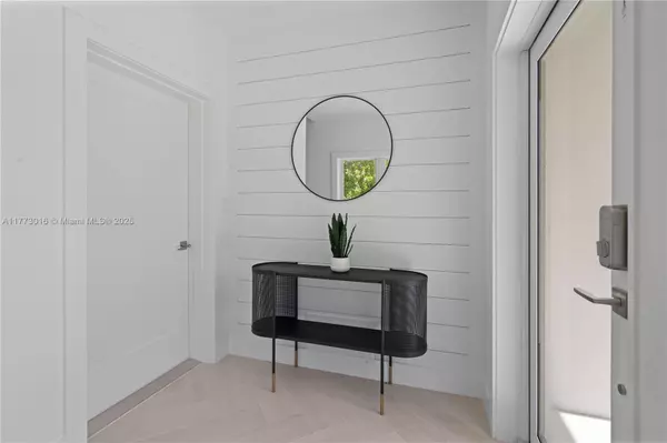 Islamorada, FL 33036,84745 Old Hwy #1