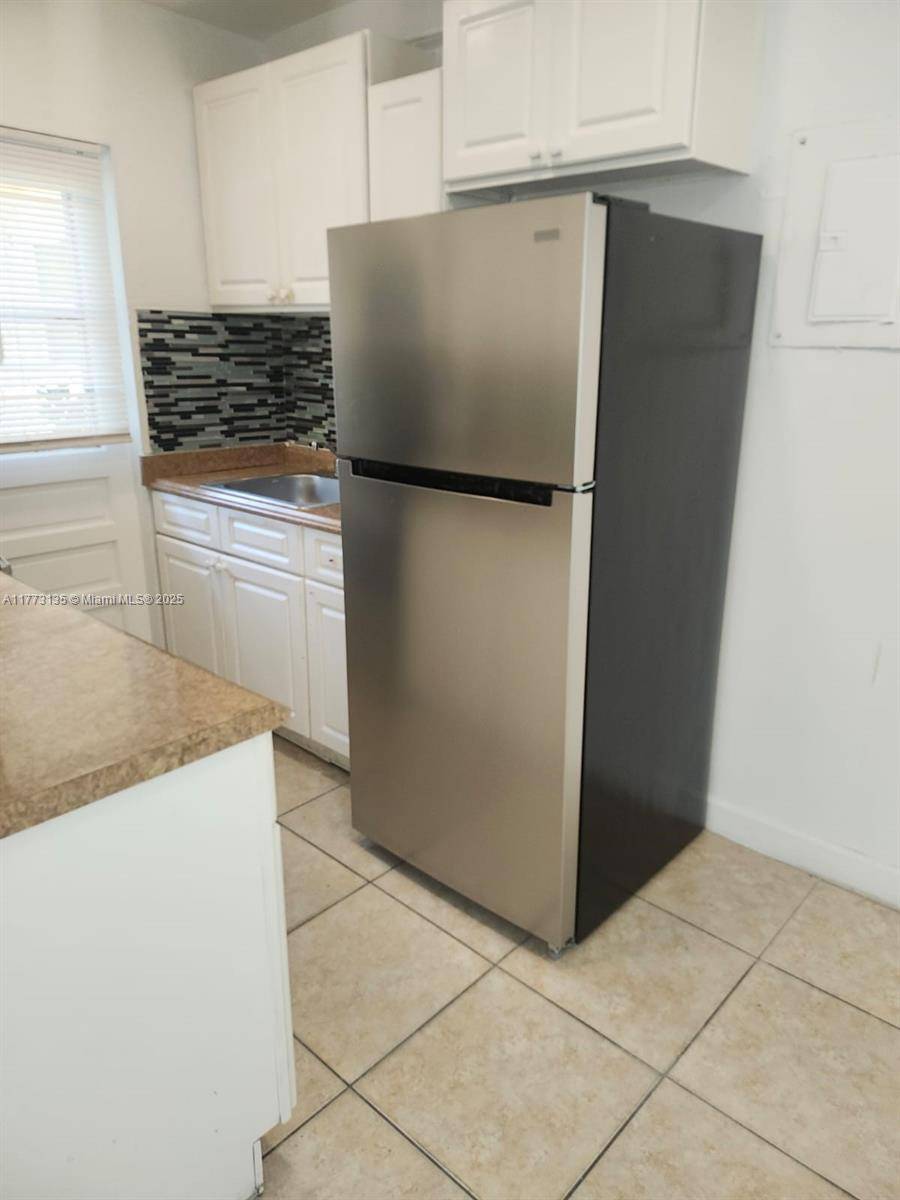 1765 Venice Ln #1E, North Miami, FL 33181