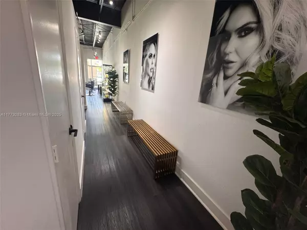 Miami, FL 33186,Address not disclosed