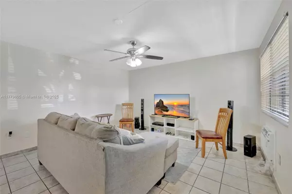 Miami, FL 33162,1395 NE 167th St #104