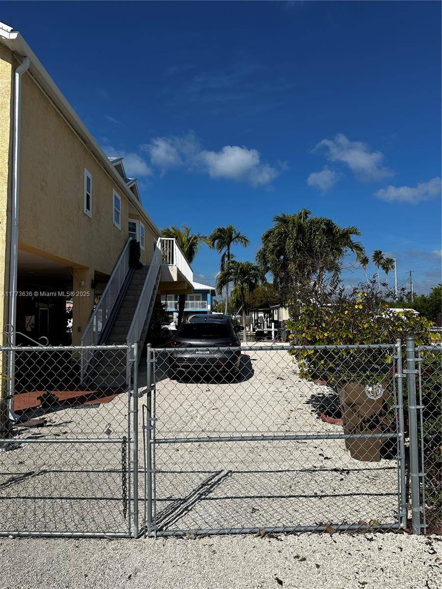 Key Largo, FL 33037,407 Bahia Honda Rd