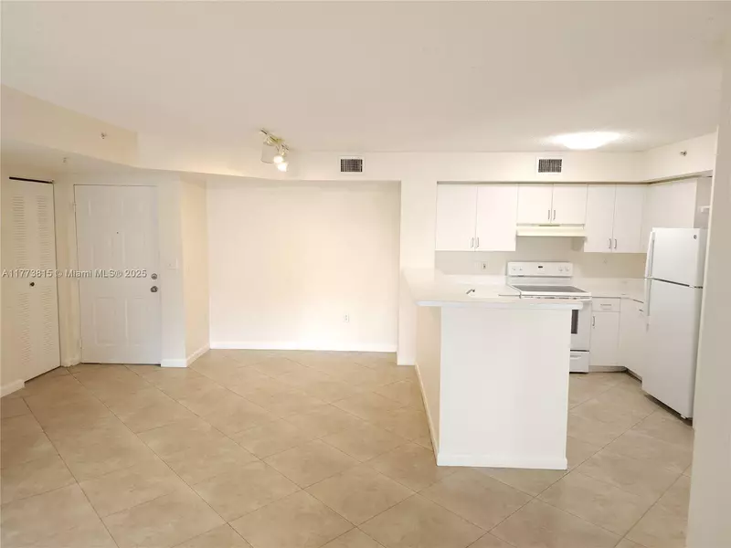 2011 Renaissance Blvd #205, Miramar, FL 33025
