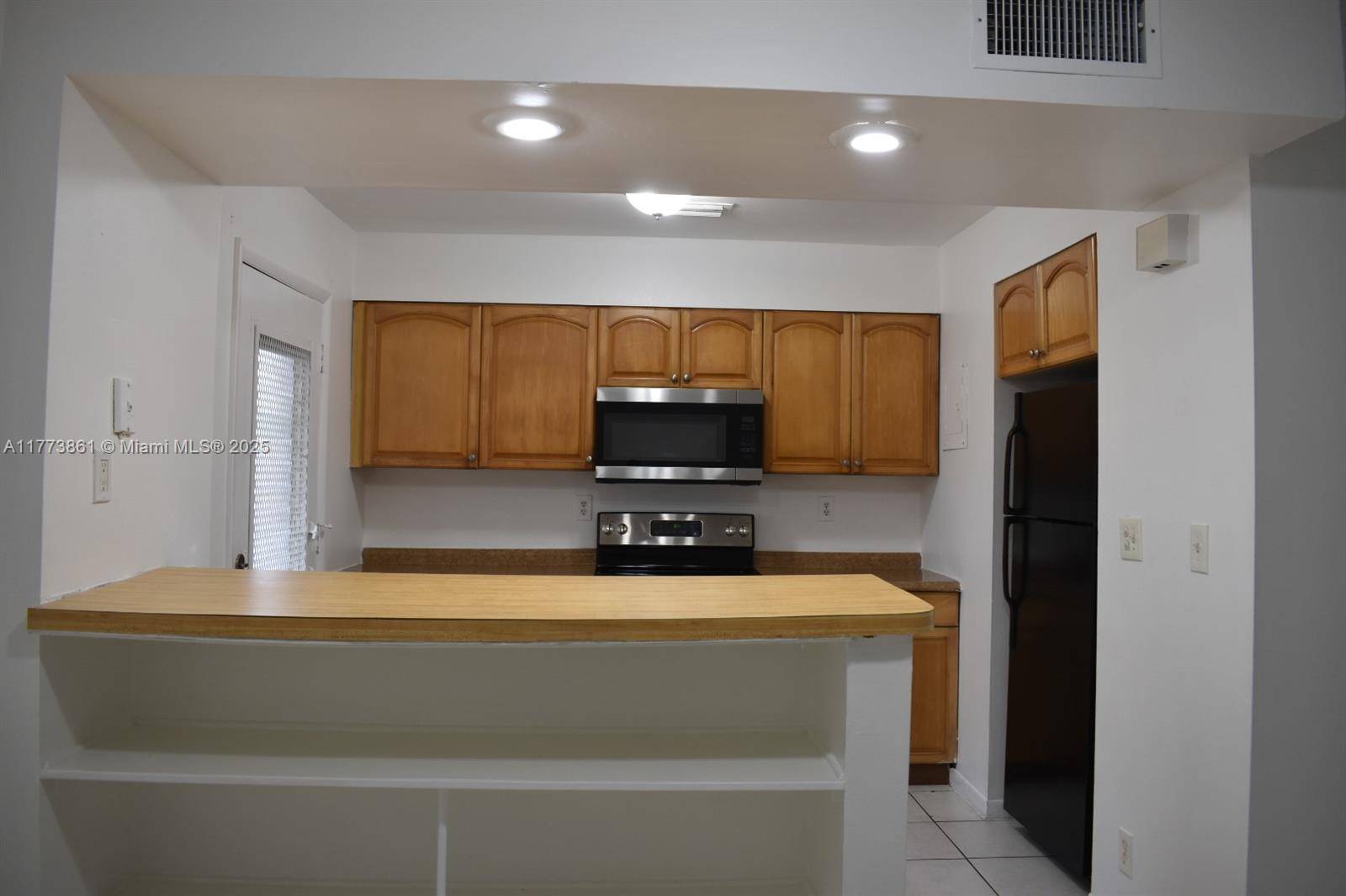 Coral Springs, FL 33065,9150 NW 38th Dr #110