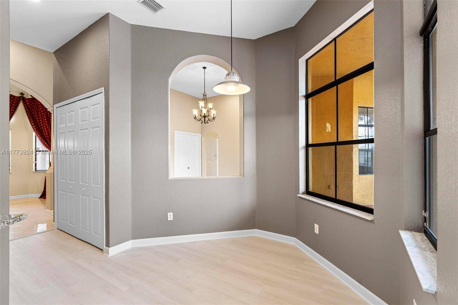 Miramar, FL 33029,2031 SW 185th Ave