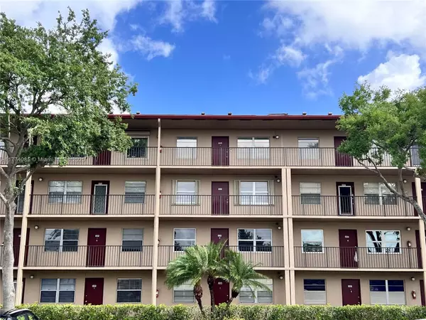 13455 SW 9th Ct #107J, Pembroke Pines, FL 33027