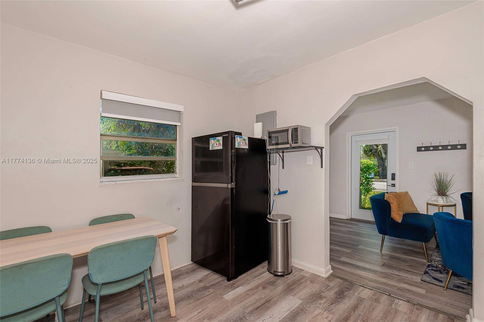 Dania Beach, FL 33004,250 NW 14th Way
