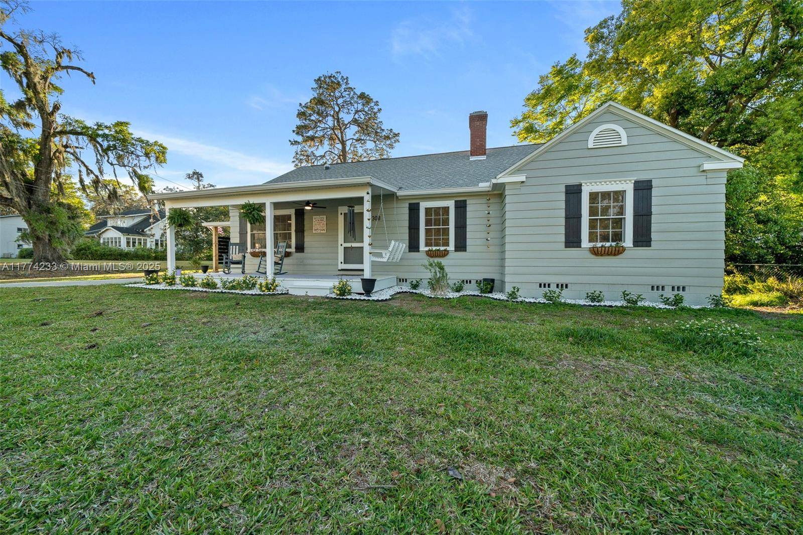 Ocala, FL 34470,308 NE 12th