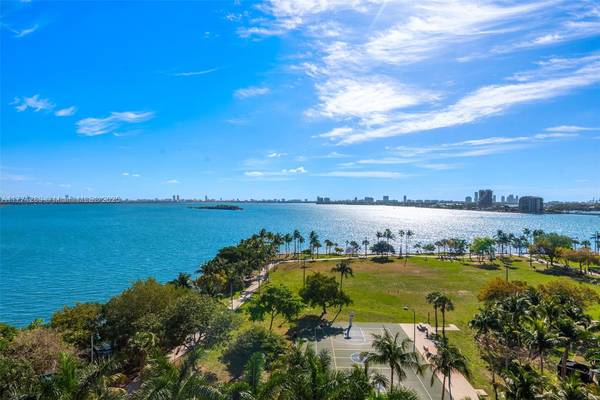 2000 N Bayshore Dr #910, Miami, FL 33137