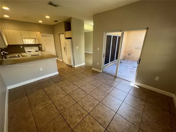Homestead, FL 33033,2734 NE 42nd Ave