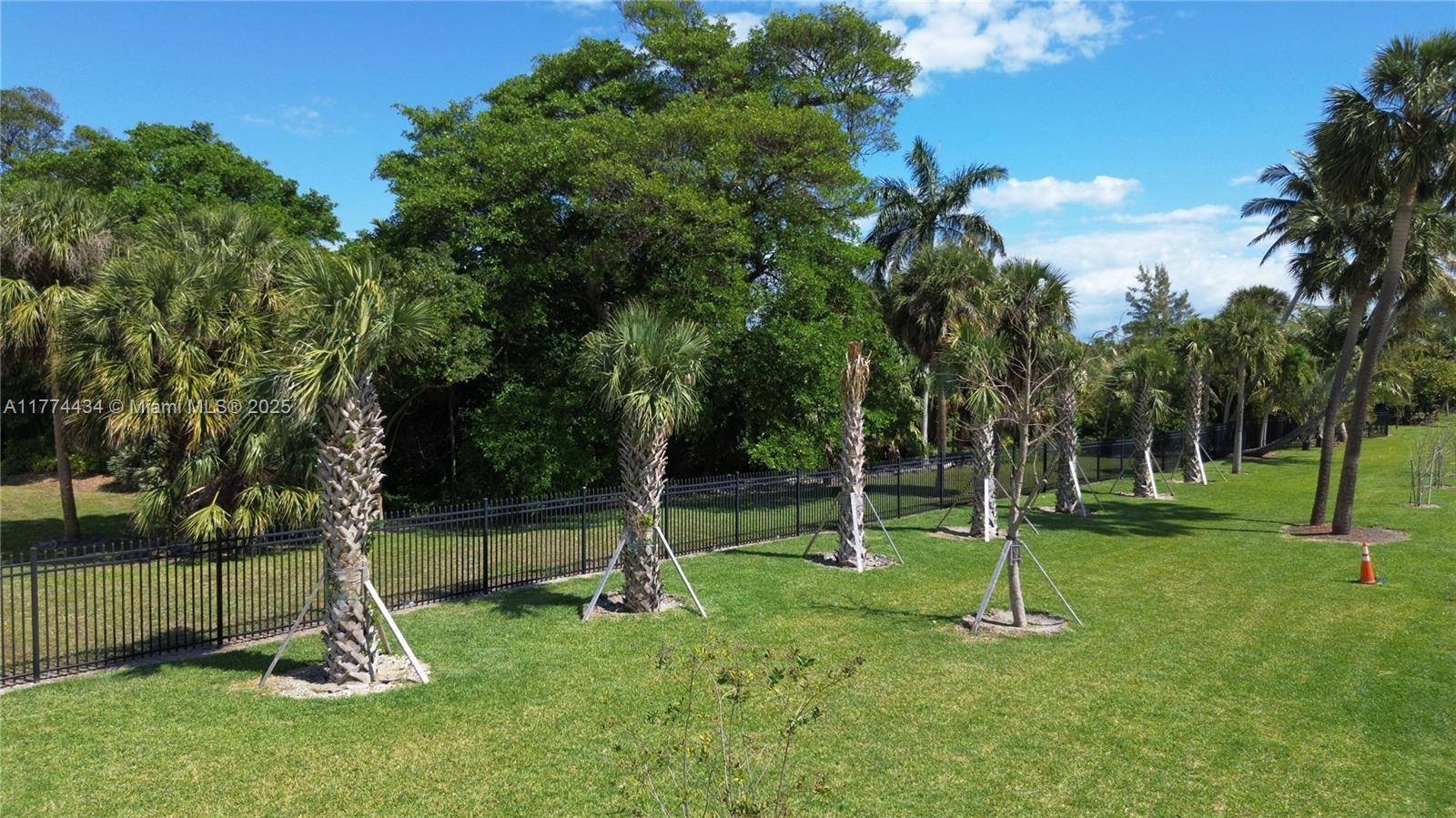 Pompano Beach, FL 33062,2880 NE 23rd Pl