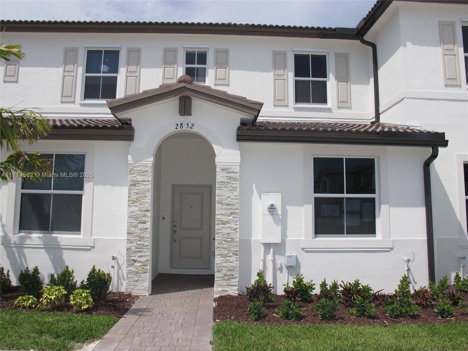 2852 SE 26 TER #2852, Homestead, FL 33035
