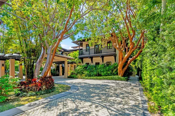 Key Biscayne, FL 33149,9 Harbor Pt