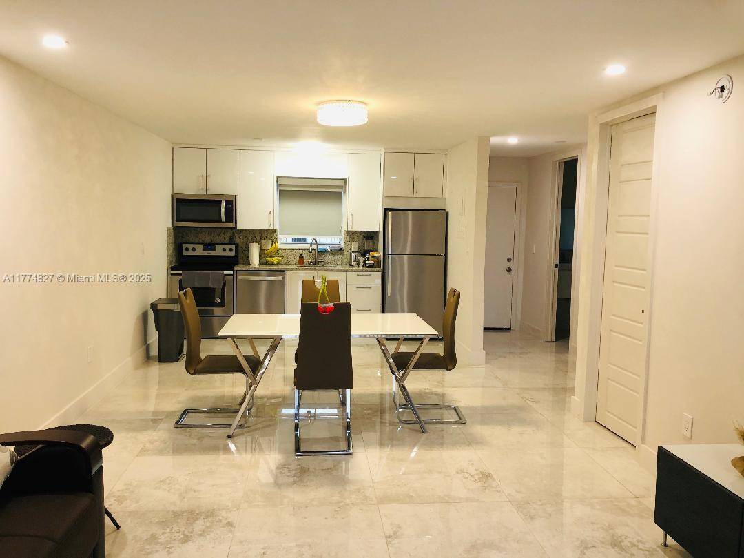Sunny Isles Beach, FL 33160,201 178th Dr #537