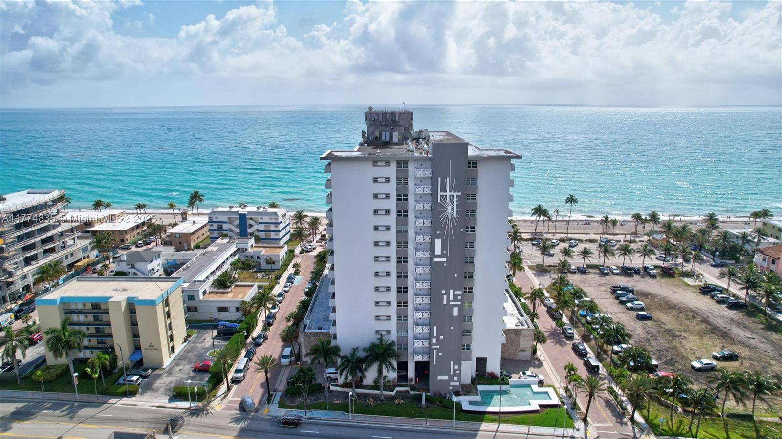 Hollywood, FL 33019,3111 N Ocean Dr #308