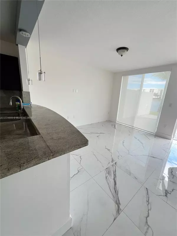 Doral, FL 33178,6275 NW 109th Ave