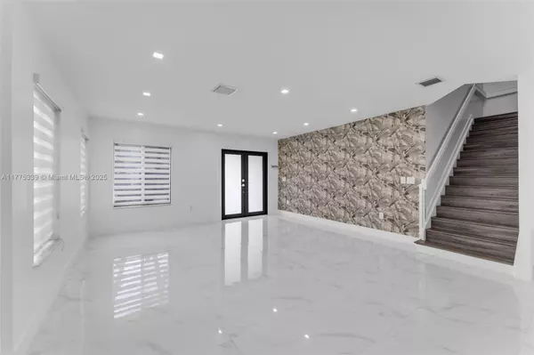 Miami, FL 33186,12403 SW 140th St