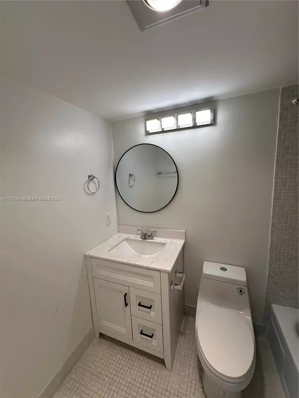 Boca Raton, FL 33434,289 Suffolk G #289