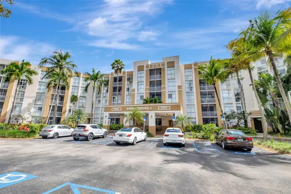 Doral, FL 33178,9805 NW 52nd St #306