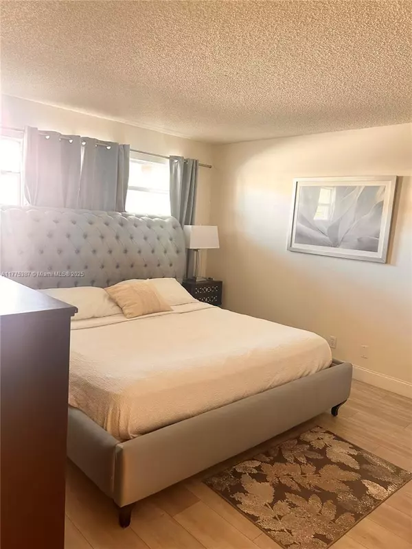 Pembroke Pines, FL 33025,361 S Hollybrook Dr #104