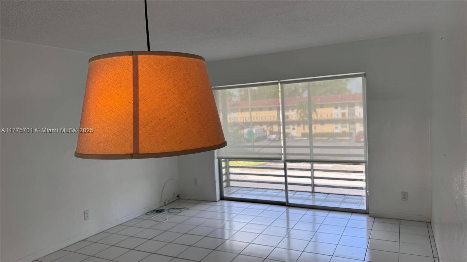Aventura, FL 33180,20201 NE 29th Ct #D214