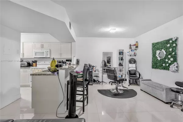 Hialeah, FL 33015,18810 NW 57th Ave #104