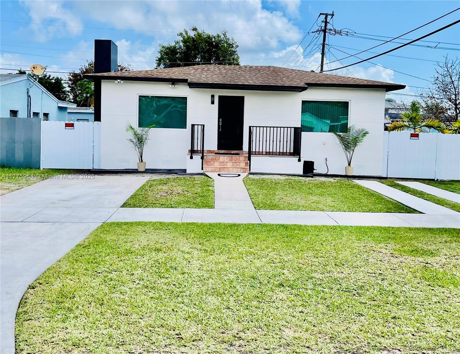 3915 SW 68th Ave, Miami, FL 33155