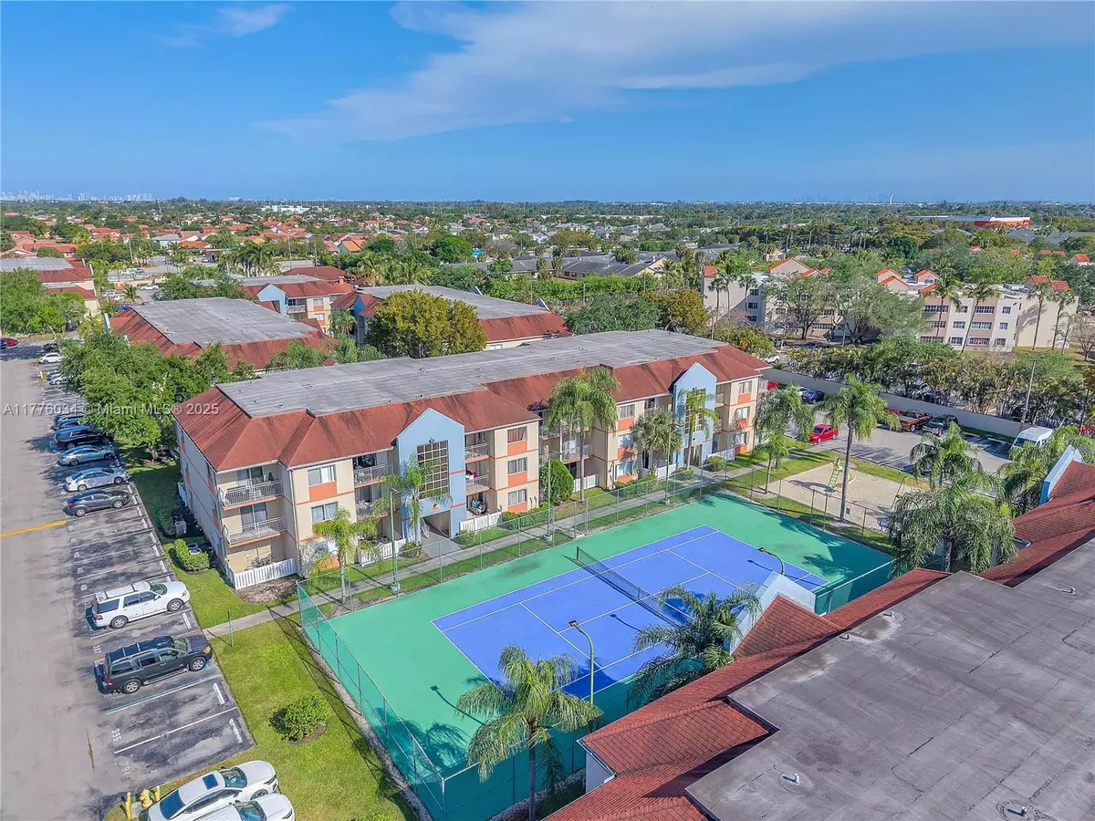 Hialeah, FL 33015,18850 NW 57th Ave #203
