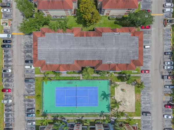 Hialeah, FL 33015,18850 NW 57th Ave #203