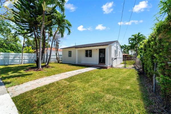3320 NW 16th St,  Miami,  FL 33125