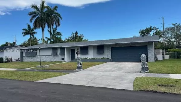Palmetto Bay, FL 33157,9380 SW 179th Ter