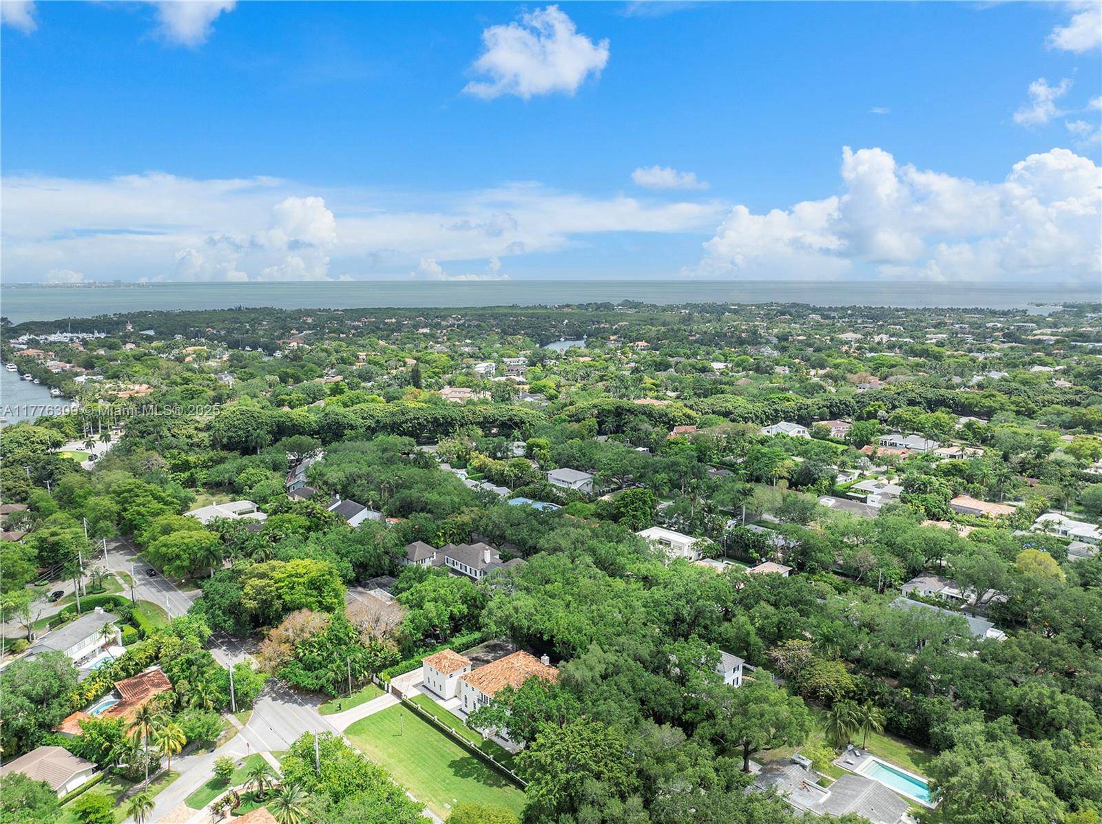 506 Sunset Dr, Coral Gables, FL 33143