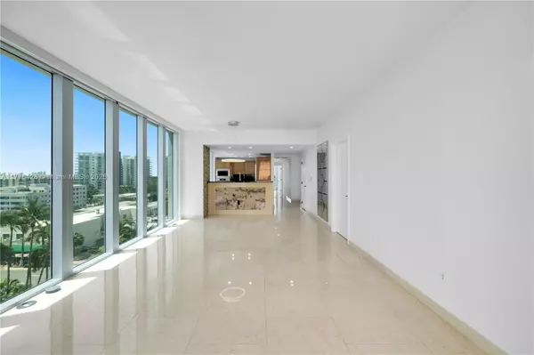Miami Beach, FL 33141,6799 Collins Ave #605