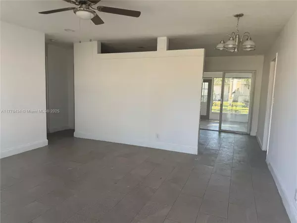 North Lauderdale, FL 33068,6430 SW 15th St