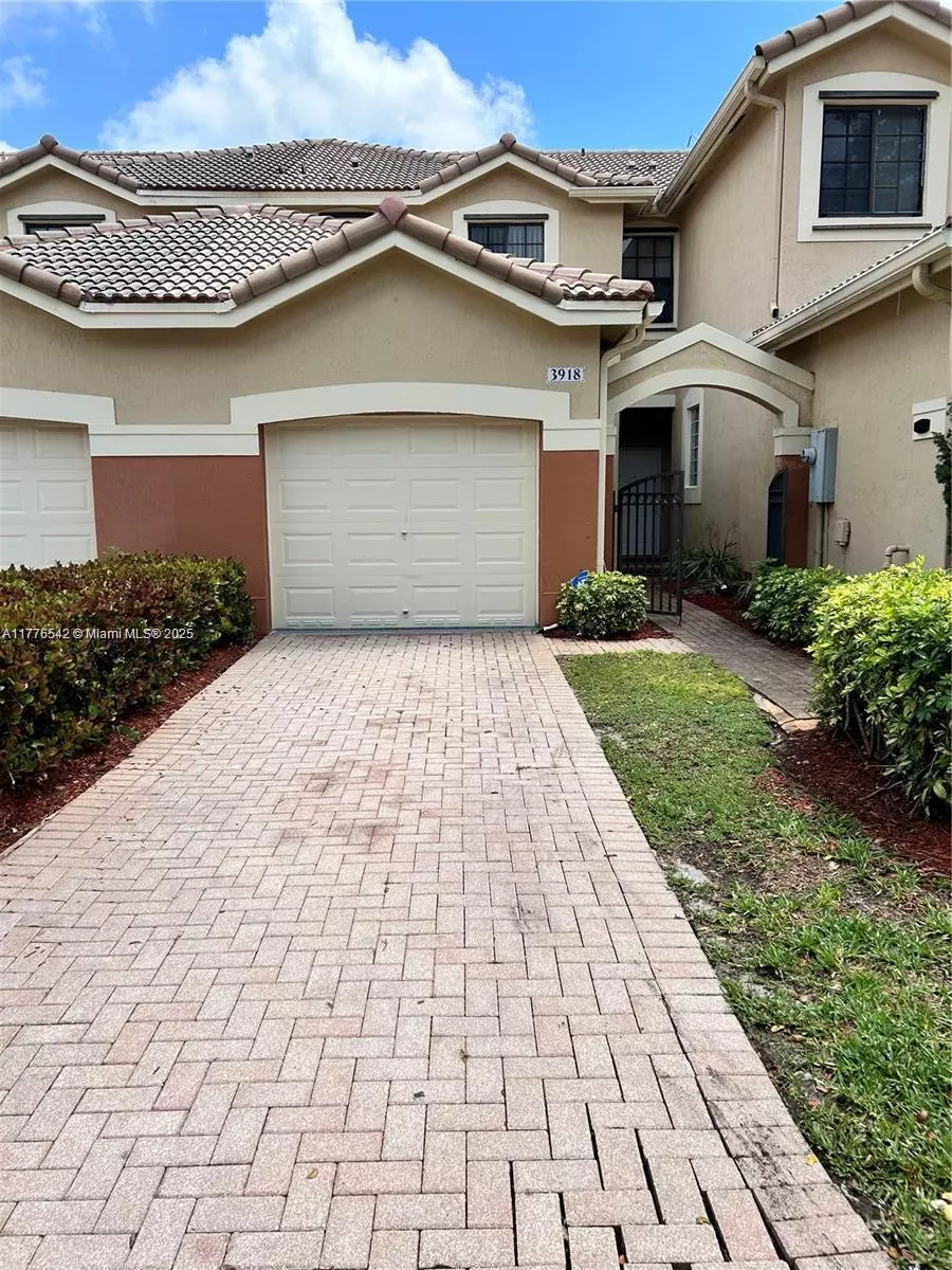 Weston, FL 33332,3918 Cherry Ln