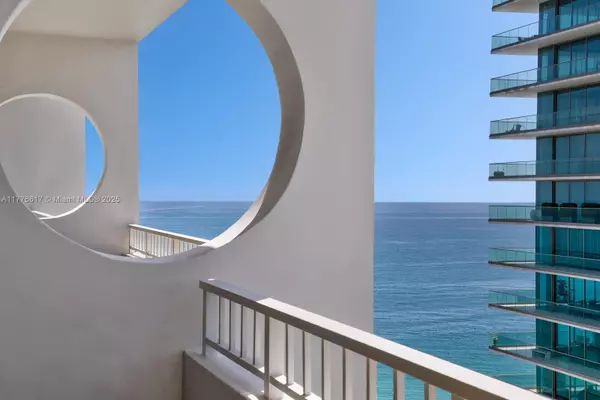 Bal Harbour, FL 33154,10205 Collins Ave #PH3