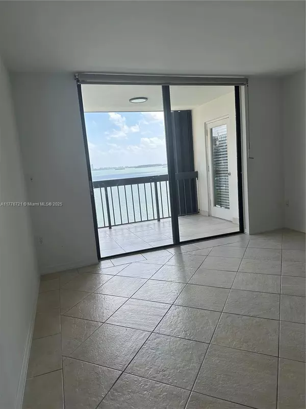 Miami, FL 33129,2333 Brickell Ave #1607